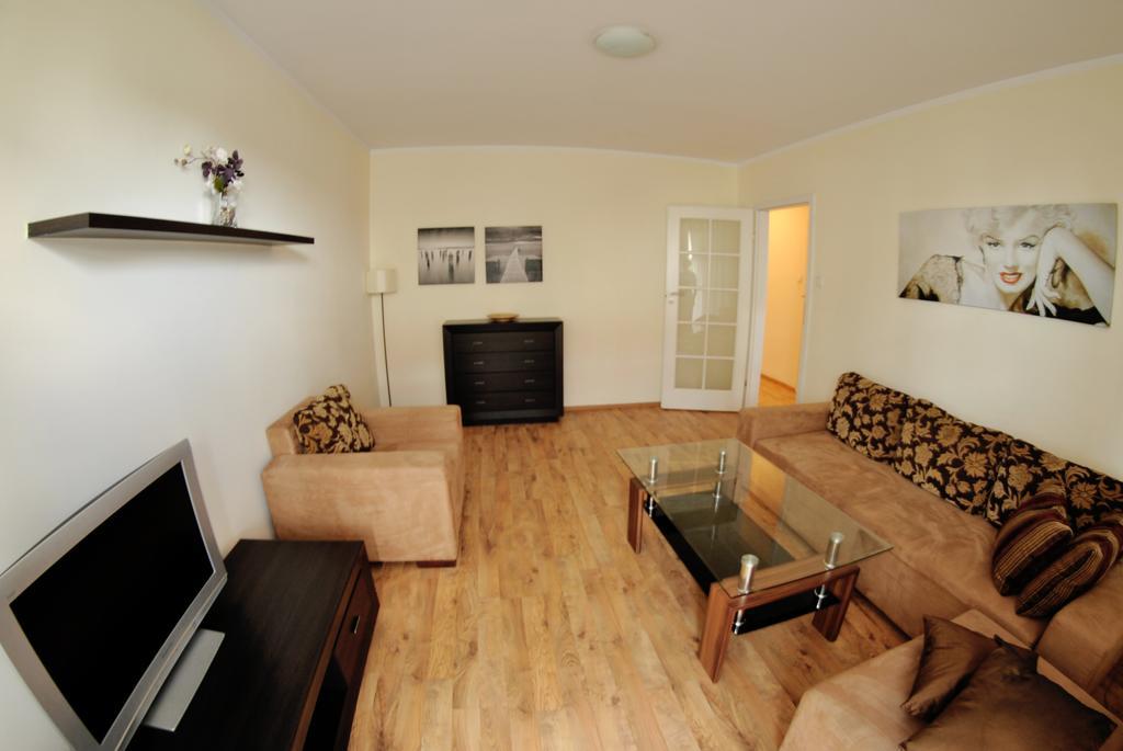 Royal Apartments - Apartamenty Jagielly Wrocław Szoba fotó