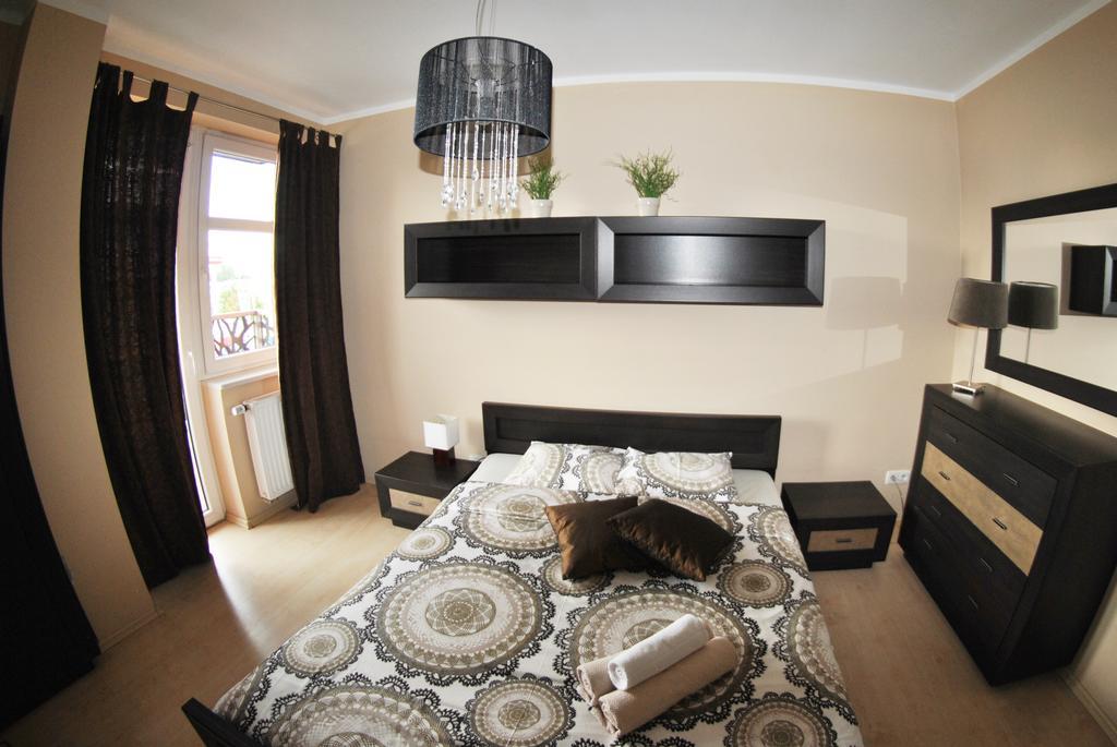Royal Apartments - Apartamenty Jagielly Wrocław Szoba fotó